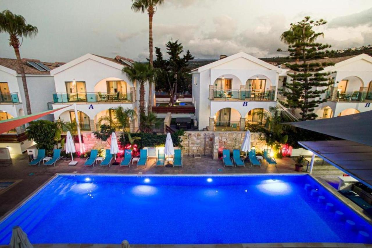 Latchi Escape Hotel And Suites Polis Exterior photo