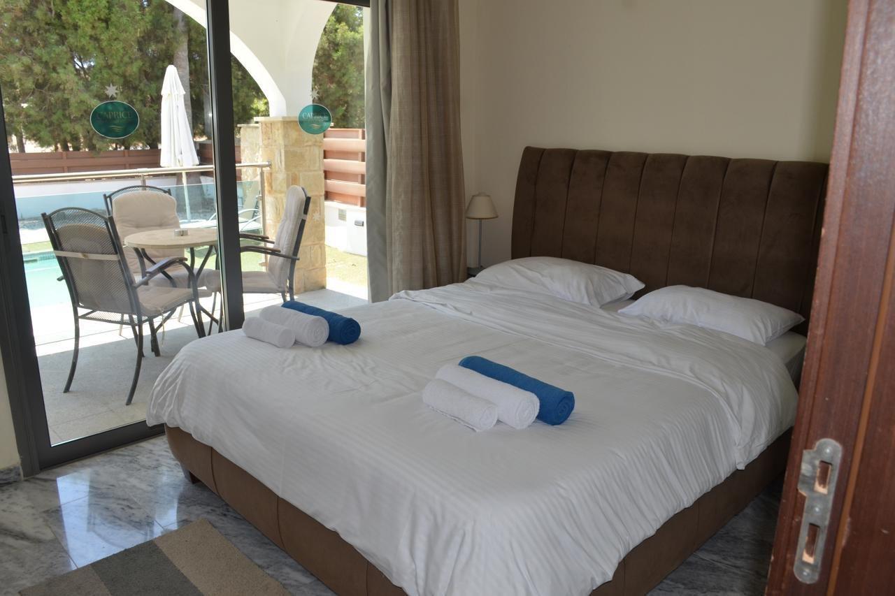 Latchi Escape Hotel And Suites Polis Exterior photo