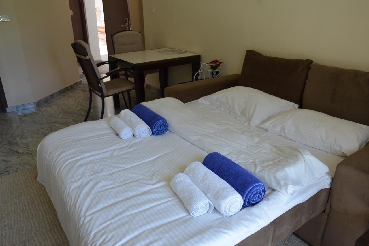 Latchi Escape Hotel And Suites Polis Exterior photo