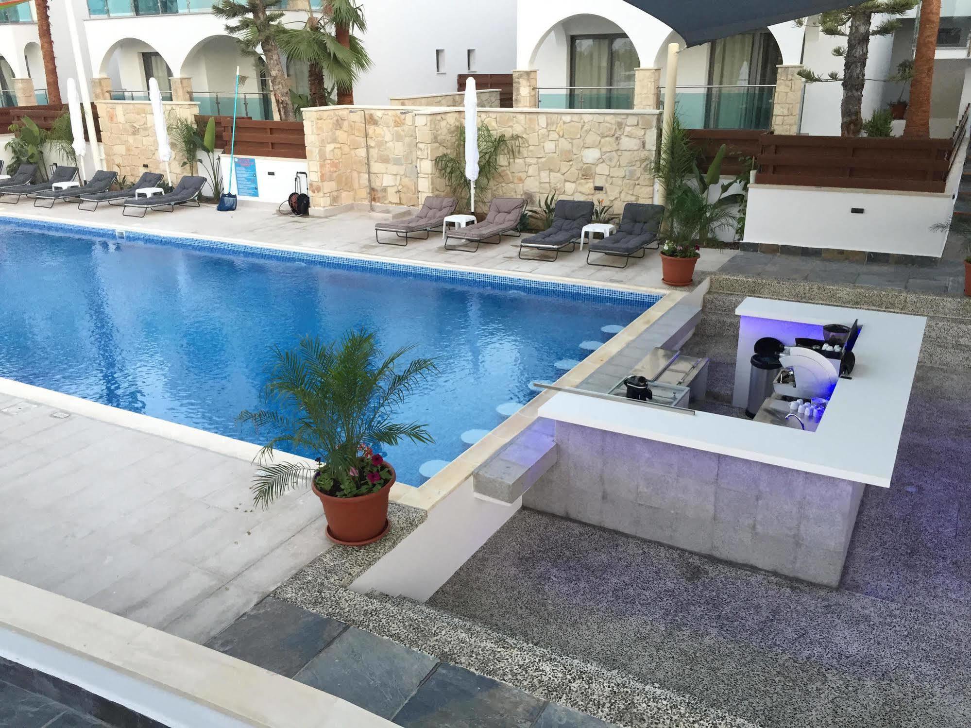 Latchi Escape Hotel And Suites Polis Exterior photo