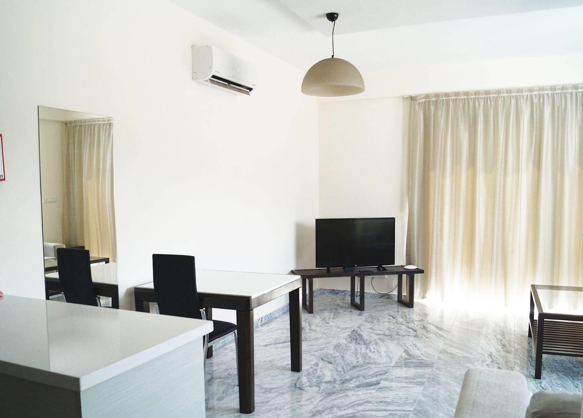 Latchi Escape Hotel And Suites Polis Exterior photo